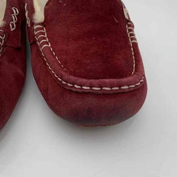 UGG Burgundy Suede Moccasin Slippers Size 7 - Picture 4 of 14